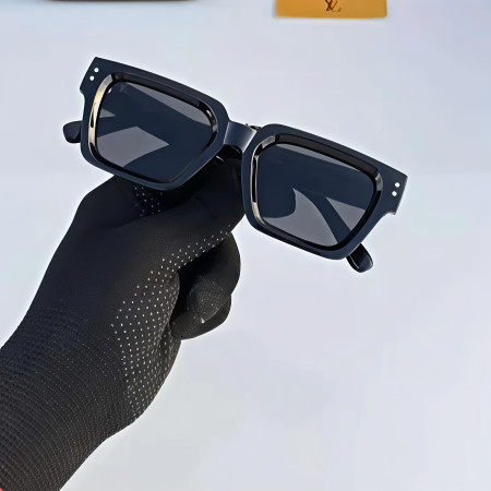 Louis Vuitton LV Clash Square Sunglasses